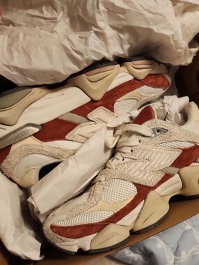 New Balance 9060 Size 7.5